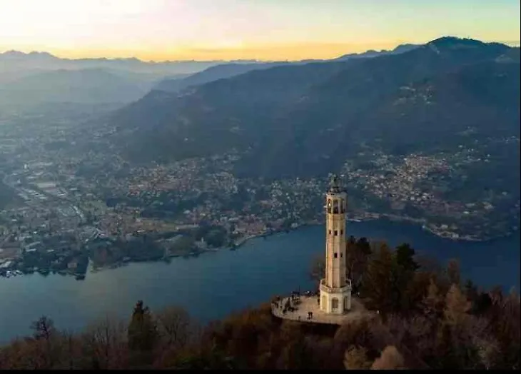 Flat In Como Near To The Lake דירה