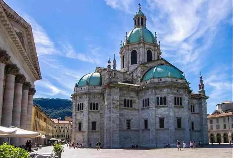 Flat In Como Near To The Lake Italie